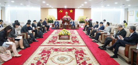 Provincial leaders receive JBIC leader 