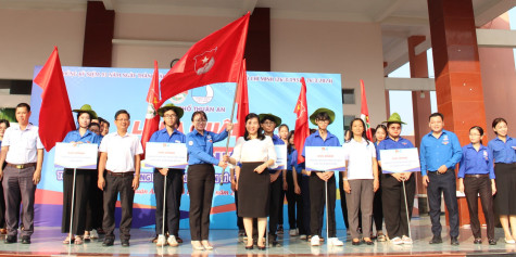 Thuan An City, Ben Cat town organize many activities during Youth Month