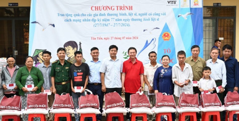 Trao hơn 140 phần quà đến các thương, bệnh binh, gia đình thân nhân liệt sĩ