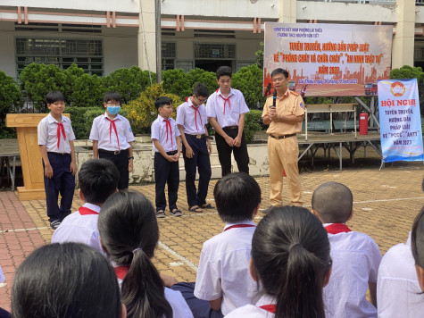 Propaganda on fire prevention-fighting and traffic safety among students held 