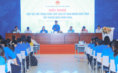 Contributing youth strength to building up a civilized, prosperous and beautiful Binh Duong