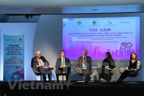 Vietnam, UK share experience in developing int’l financial centre 