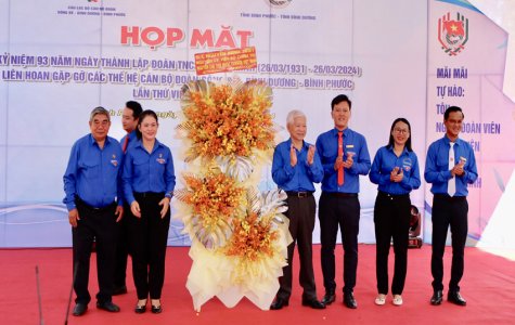 Họp mặt kỷ niệm 93 năm Ngày thành lập Đoàn TNCS Hồ Chí Minh