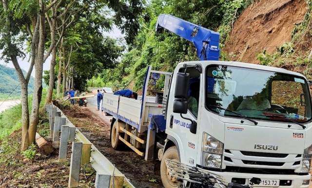 Khôi phục hoàn toàn mạng viễn thông tại các tỉnh bị ảnh hưởng bão số 3 trước ngày 20-9