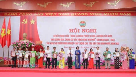 Sơ kết phong trào nông dân thi đua lao động, sản xuất - kinh doanh giỏi