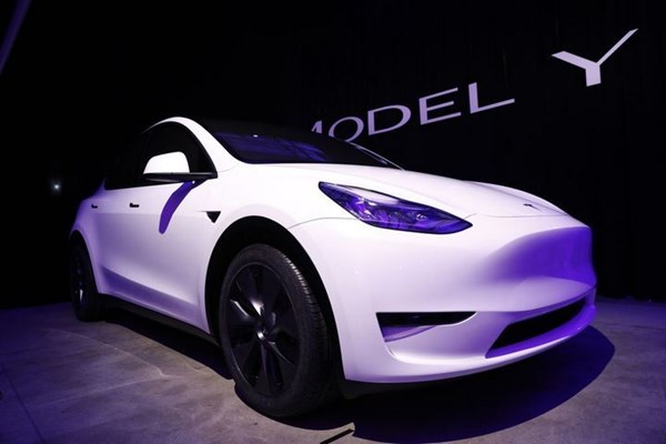 Model Y Tesla lần đầu tiên nằm trong danh sách mua sắm xe công của Trung Quốc