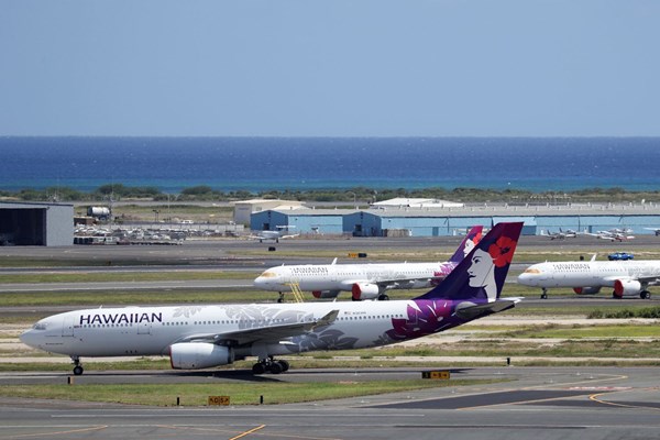 Alaska Air Group chi 1,9 tỷ USD thâu tóm hãng hàng không Hawaiian Airlines