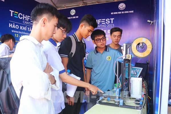 500 công nghệ và sản phẩm đổi mới sáng tạo quy tụ tại Techfest Can Tho 2023