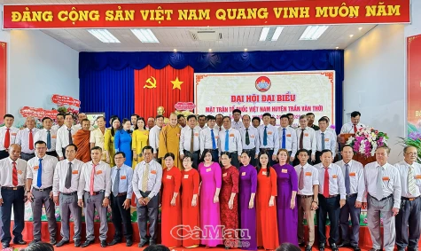 Ông Nguyễn Vĩnh Thành tiếp tục giữ chức vụ Chủ tịch Uỷ ban MTTQ Việt Nam huyện Trần Văn Thời