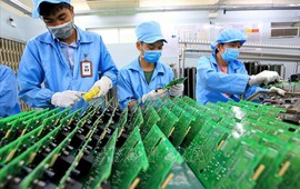 Trang Nikkei Asia: Việt Nam thu hút công ty nước ngoài về sản xuất chip