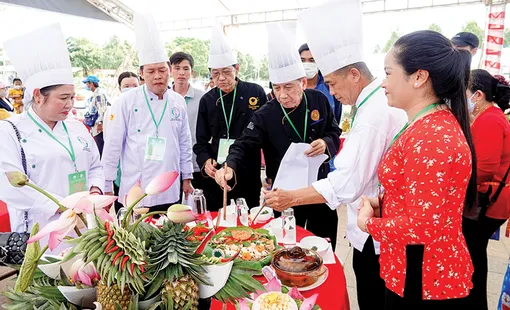 Trăm năm khóm Cầu Đúc Bài cuối: Định hình mô hình du lịch cộng đồng khóm Cầu Đúc