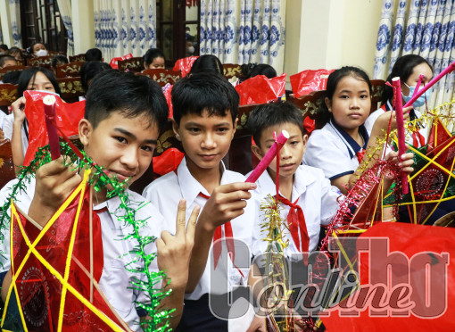 Tổ chức hoạt động vui Tết Trung thu cho trẻ em bảo đảm an toàn, lành mạnh