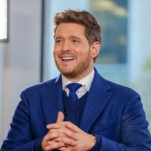 Michael Bublé của Burnaby tham gia Snop Dogg với tư cách là thẩm phán mới trên Tiếng nói