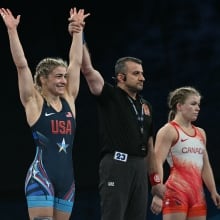 Giá thầu của Hannah Taylor cho đấu vật Olympic lúc đầu