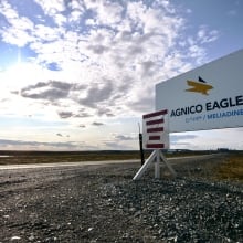 Agnico Eagle rút lại đề xuất mở rộng mỏ vàng Rankin Inlet