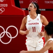 Đội bóng rổ phụ nữ của Canada dựa vào nhiều thế hệ để giao huy chương Olympic số 1