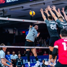 Những người Canada bị Argentina đánh bại tại nhà trong Hội Quốc Liên Volleyball