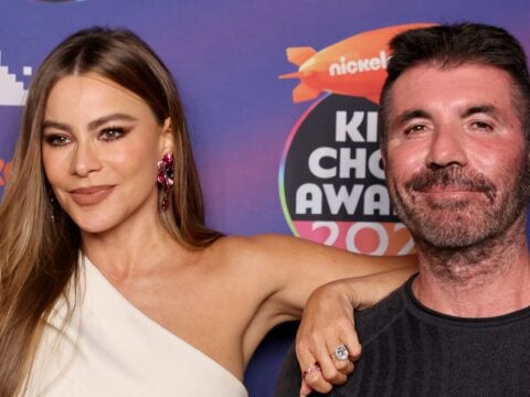 Sofia Vergara & Simon Cowell trong bài ‘ AGT’ Feud với Heidi Klum & Howie..