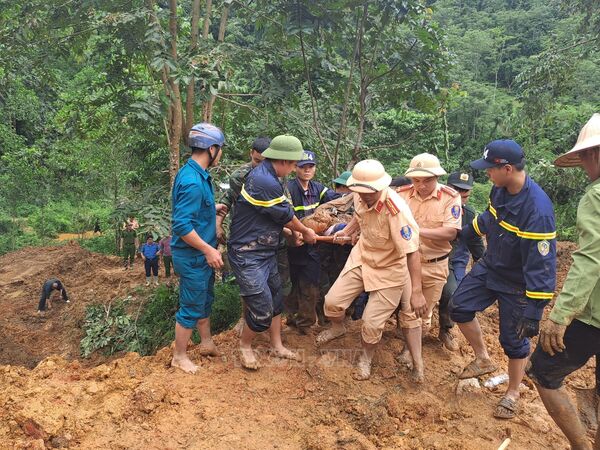 Vụ sạt lở đất nghiêm trọng tại Hà Giang: Tìm thấy thêm thi thể 2 nạn nhân