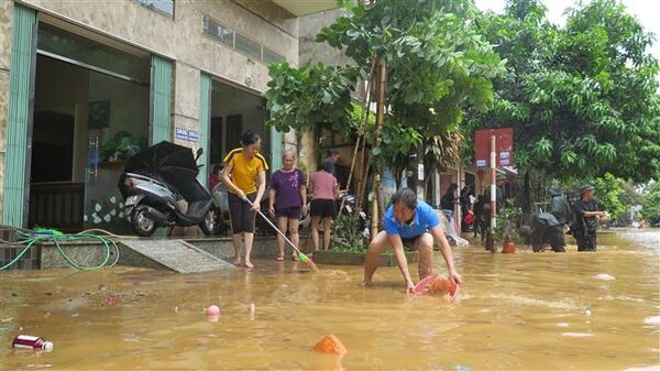 Mưa lớn gây ngập úng cục bộ và thiệt hại tại Lào Cai