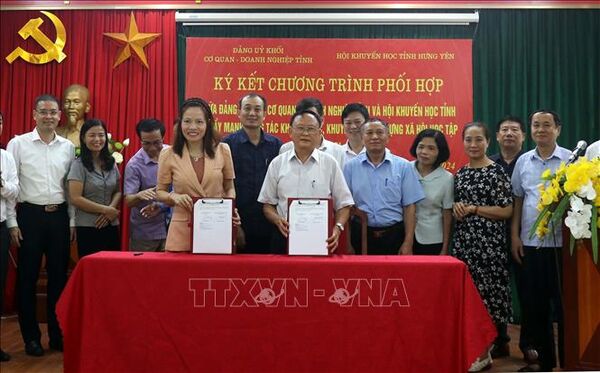 Xây dựng các mô hình học tập trong gia đình cán bộ, đảng viên