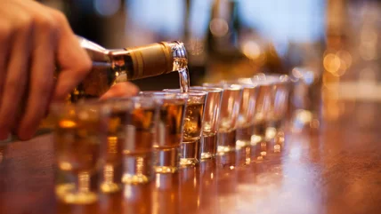 Có bao nhiêu mũi tiêm trong một chai Militer của Liquor?