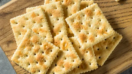 Làm thế nào Ree Dremmond xúc tiến bánh quy Saltine