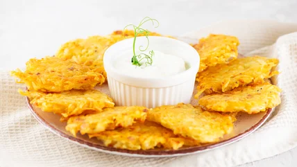 Những chiếc Latkes là gì và bạn tạo ra chúng như thế nào?