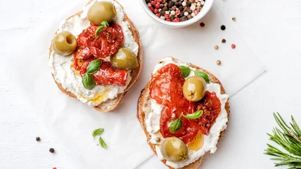 Bánh nướng được nghiền nát cần thiết cho sự hoàn hảo của Bruschetta