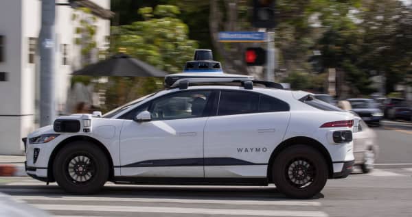 Waymo wins approval to expand robotaxi service in Los Angeles, San Francisco Peninsula