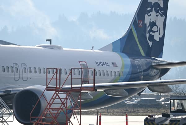 Alaska Airlines cho biết việc hạ cánh máy bay Boeing 737 Max 9 sẽ tiêu tốn 150 triệu USD