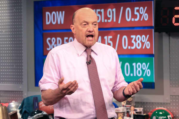 Jim Cramer decries DOJ's lawsuit against Apple, says stock is still worth buying