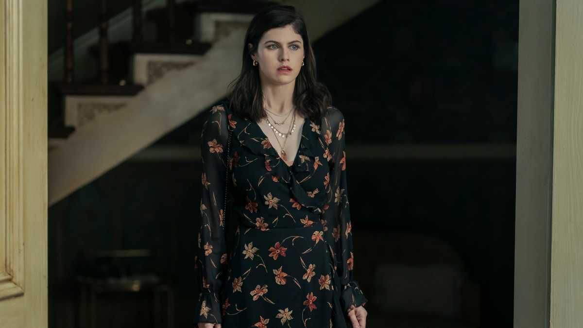 "Anne Rice's Mayfair Wizardes's Spellbinding Season 2 SDCC