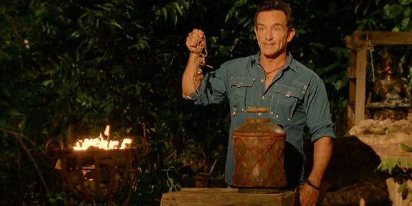 10 vai thần tượng miễn dịch hay nhất trong 'Survivor'