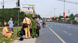 Hai xe máy va chạm, 3 người thương vong