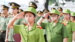 Cần Thơ khai giảng chương trình “Em học làm chiến sĩ CAND”