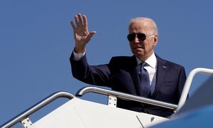 Tổng thống Biden lên án phán quyết của tòa án đối với ông Trump