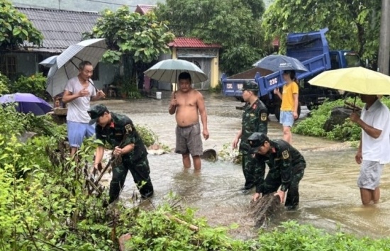 Bộ đội Hà Giang: Giúp người dân khắc phục hậu quả thiên tai