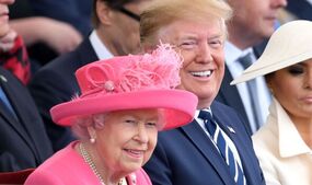 Nữ hoàng Elizabeth II tìm thấy Donald Thump 'rất thô lỗ' và thói quen đặc biệt "không thích"