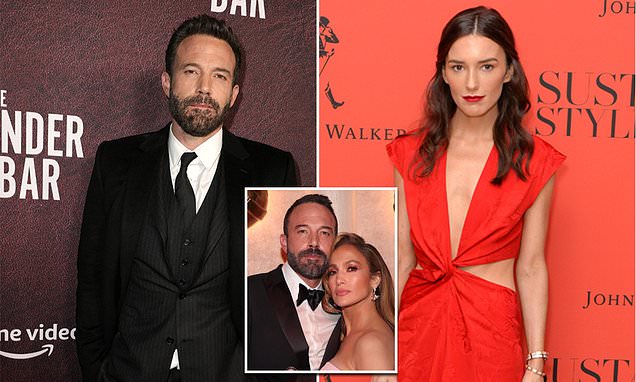 Ben Affleck, 52 tuổi, đang hẹn hò với con gái của RFK Jr Kick Kennedy, 36 tuổi, giữa Jennifer Lopez ly dị