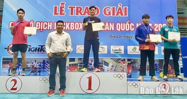 Giải vô địch kickboxing toàn quốc 2024: Đương kim vô địch SEA Games 32 Nguyễn Hoàng lần thứ 10 liên tiếp vô địch