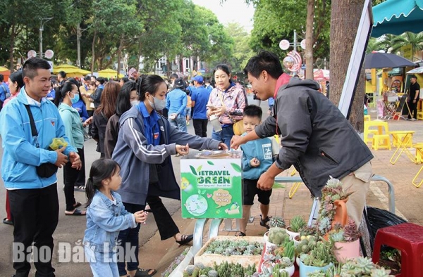 Cùng hành động vì môi trường xanh