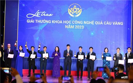 10 nhà khoa học nhận Giải thưởng Khoa học công nghệ Quả cầu vàng 2023