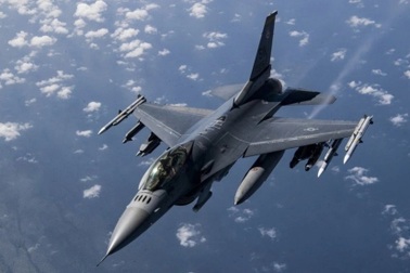 Tướng Ukraine nêu hạn chế của tiêm kích F-16 khi Nga áp đảo trên không