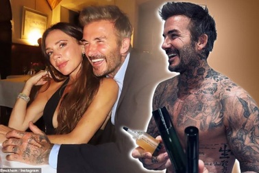 David Beckham gây sốt với màn khoe cơ bắp ở tuổi 49