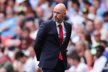 HLV Erik Ten Hag: "Man Utd chưa sẵn sàng cho mùa giải mới"