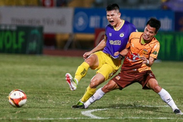 Tuấn Hải và Văn Quyết ghi bàn, Hà Nội FC đánh bại HAGL