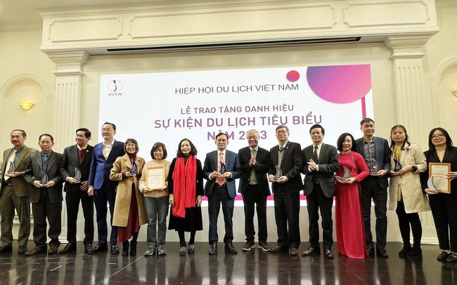 Top 12 sự kiện du lịch tiêu biểu năm 2023 được vinh danh tại Hà Nội