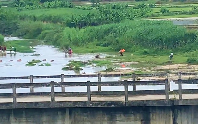 Tìm thấy thi thể hai anh em ruột tử vong khi cố cứu nhau trên sông Hiếu