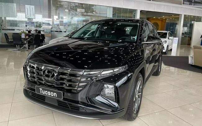 Giá xe Hyundai Tucson tháng 11/2023: Giảm không "phanh" đấu CX-5, CR-V